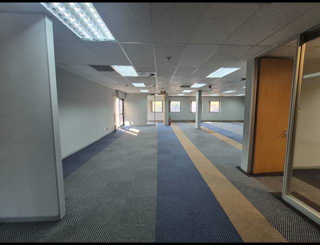 197M² OFFICE TO LET IN WOODMEAD